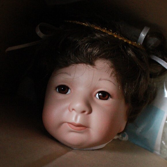 Vintage Ashton-Drake Galleries "I Wish You Faith" Porcelain Doll - Picture 2 of 7